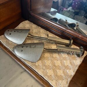 EKCO Classic *Vintage* Collectible Lightweight Adjustable Metal Shoe Trees 1950s